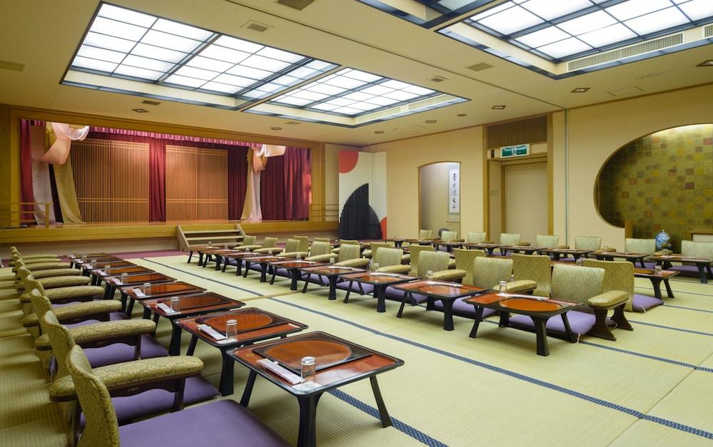 Azumaen Hotel Унзен Екстериор снимка